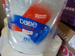285 Dixie Paper Plates...