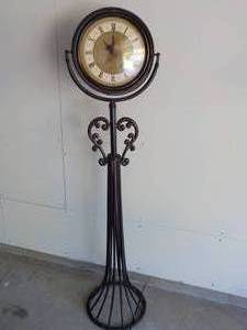 Metal Floor Clock 55 tall tested ...