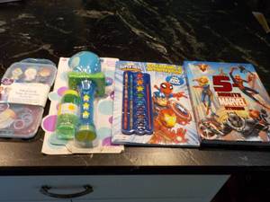 Frozen II Slap Bracelets, Marvel Bo...