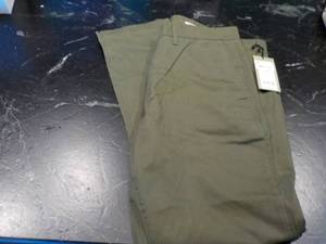 Goodfellow Chino Pants 33 x 30...