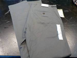 Goodfellow Chino Pants 33 x 30...