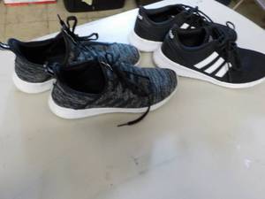2 Pair Mens Size 9 Adidas Cloud Fo...