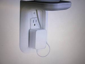ECHOGEAR Outlet Shelf - A Space-Sav...