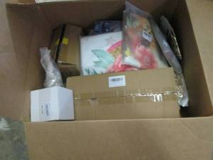 Box of Assorted Dcor & Home Items...