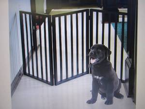 PETMAKER Freestanding Wooden Pet Ga...