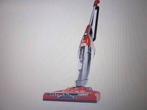 Dirt Devil Power Express Light 2-Am...