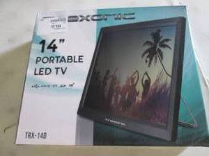 Trexonic 14 HD LED Portable TV ope...