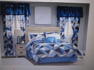 Headliner 20-Pc. Bedroom Set - King...