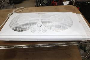 lot 417 image: Pelonis Window Fan Dual Fan 3-speed