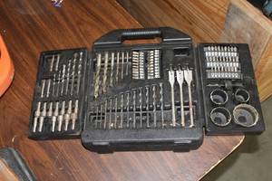 lot 441 image: Drill Bit Set  with Plastic Case