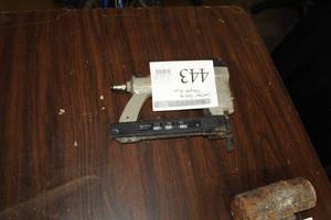 lot 443 image: Porter-Cable Pneumatic Staple Gun 18GA 70-120PSI