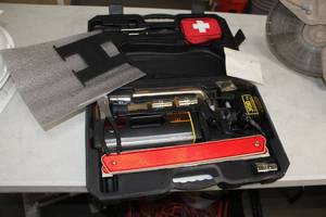 lot 469 image: Michelin Emergency Roadside Kit