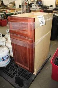 lot 478 image: Kitchen Cabinet 1-door 1-drawer