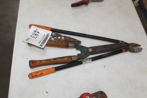 lot 483 image: Lot of (3) Yard Hand Tools  - Bypass Lopper, Hedge Trimmer, Hand Pruner