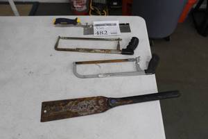 lot 482 image: Lot of (4) Hand Saws  - Miter Saw, Hack Saws (x2), Flat Blade Saw