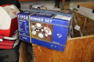 lot 546 image: 51-piece Dinner Set Fine Porcelain Classic Design Service For 8 (in original box)