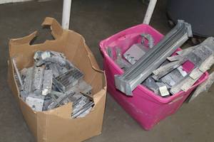 lot 582 image: Lot of Hardware  - Joist Braces, Clothing Moving Box Clothes Racks