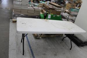 lot 607 image: Lifetime Folding Table
