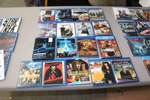 lot 625 image: Lot of (17) Blu-ray Disc Movies