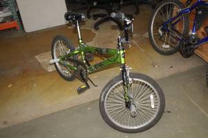 lot 628 image: Next FS20 Mens 16 Single-speed Trick Bike with 13 Green Frame