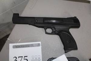 lot 375 image: Daisy Model 1140 Pellet Gun