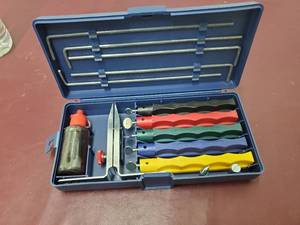 lot 23 image: Lansky Knife Sharpening Kit