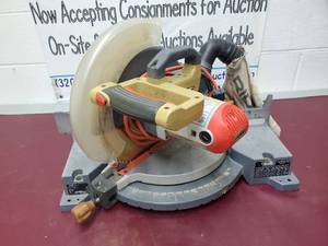 lot 67 image: Ridgid 12 Miter Saw