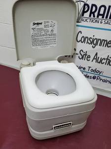 lot 76 image: Sanipottie Portable Toilet