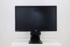lot 67 image: HP Elite Display E221 HD