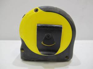 lot 356 image: Stanley Fatmax Classic 30 Foot Tape Measure