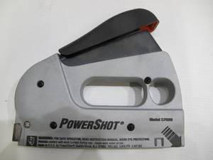 lot 368 image: Arrow PowerShot 5700 Forward Action Staple Gun