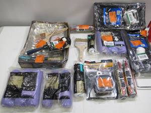 lot 407 image: Lot of 20 Painting Items - Brushes, Trays, Rollers, Roller Pads, Etc