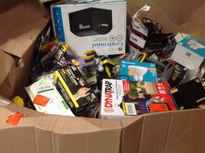 lot 43 image: Lot of Mixed and Assorted Lighting and Small Housewares Customer Returns See Pictures