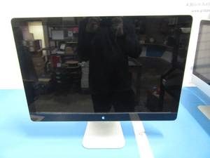 Apple 24 in LCD Monitor&nbspA1267 2263