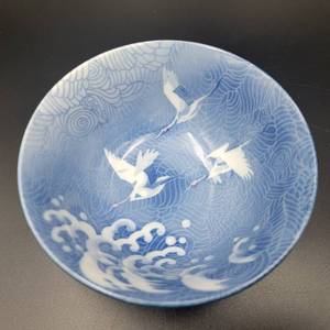 lot 70 image: Vintage Japanese Cranes Porcelain Bowl