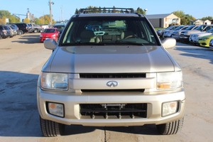 2001 Infiniti QX4 Luxury AWD - 2 Owners -