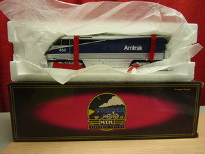 lot 510 image: M.T.H. F59PH AMTRAK DIESEL ENGINE -  NEW, W BOX