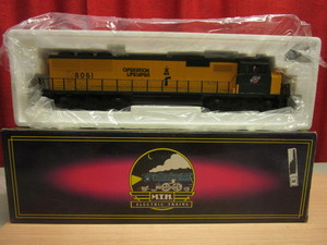 lot 511 image: M.T.H. EMD SD60M CHICAGO NORTHWESTERN DIESEL ENGINE - NEW, W BOX