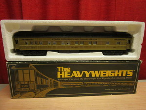 lot 539 image: K-LINE THE HEAVYWEIGHTS 18 ST. PAUL (TCA) PULLMAN PASSENGER CAR, O SCALE - NEW, W BOX