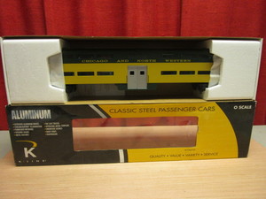 lot 552 image: K-LINE CLASSIC STEEL PASSENGER CARS ALUMINUM 21 C&NW BI-LEVEL DINER CAR, O SCALE - NEW, W BOX