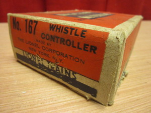 lot 564 image: VINTAGE LIONEL #167 WHISTLE CONTROLLER, W ORIGINAL BOX