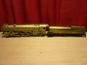lot 575 image: STEAM LOCOMOTIVE, TENDER, O GAUGE