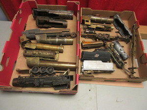 lot 589 image: ASSTD. VINTAGE SCALE ENGINE, TENDER PARTS