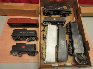 lot 595 image: VINTAGE SCALE TENDERS  PARTS