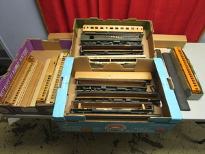 lot 603 image: SCALE, KIT-BUILT PASSENGER CARS AND PARTS, VERY DETAILED