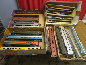 lot 604 image: SCALE, KIT-BUILT PASSENGER CARS, PARTS, EXTRA KIT-BUILDING MATERIAL, GREAT NORTHERN, MORE