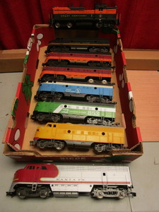 lot 624 image: ATLAS O ENGINES, NORTHERN PACIFIC, GREAT NORTHERN, MILWAUKEE RD. RIVAROSSI SANTA FE ENGINE, MORE