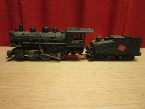 lot 628 image: LOCOMOTIVE ENGINE W CHICAGO, MILWAUKEE, ST. PAUL & PACIFIC TENDER, SCALE