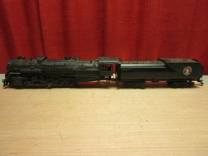 lot 634 image: LOCOMOTIVE ENGINE W GREAT NORTHERN TENDER, SCALE