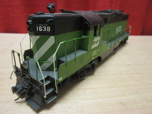 lot 668 image: BURLINGTON-NORTHERN ENGINE, O SCALE